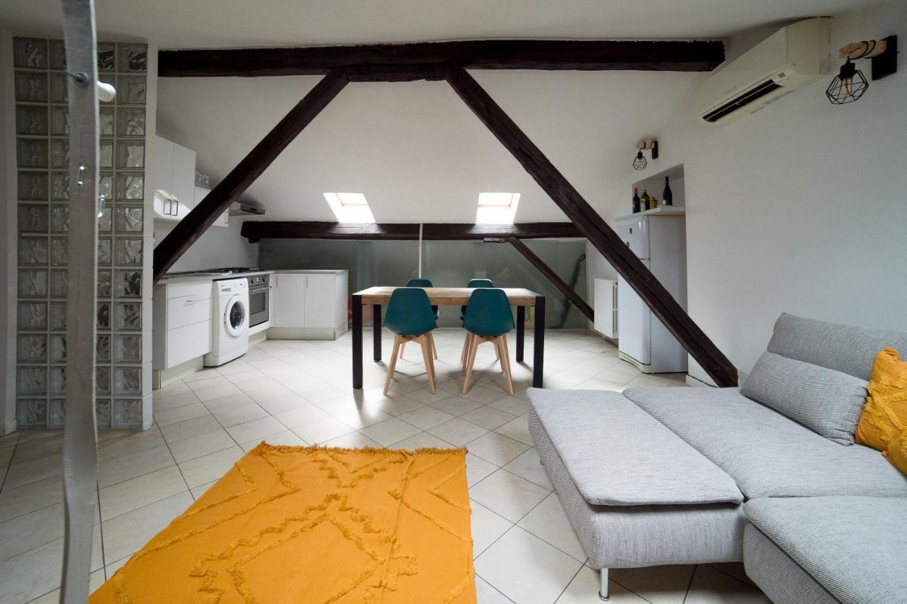 Hbhall Navigli 30 Lägenhet Milano Exteriör bild