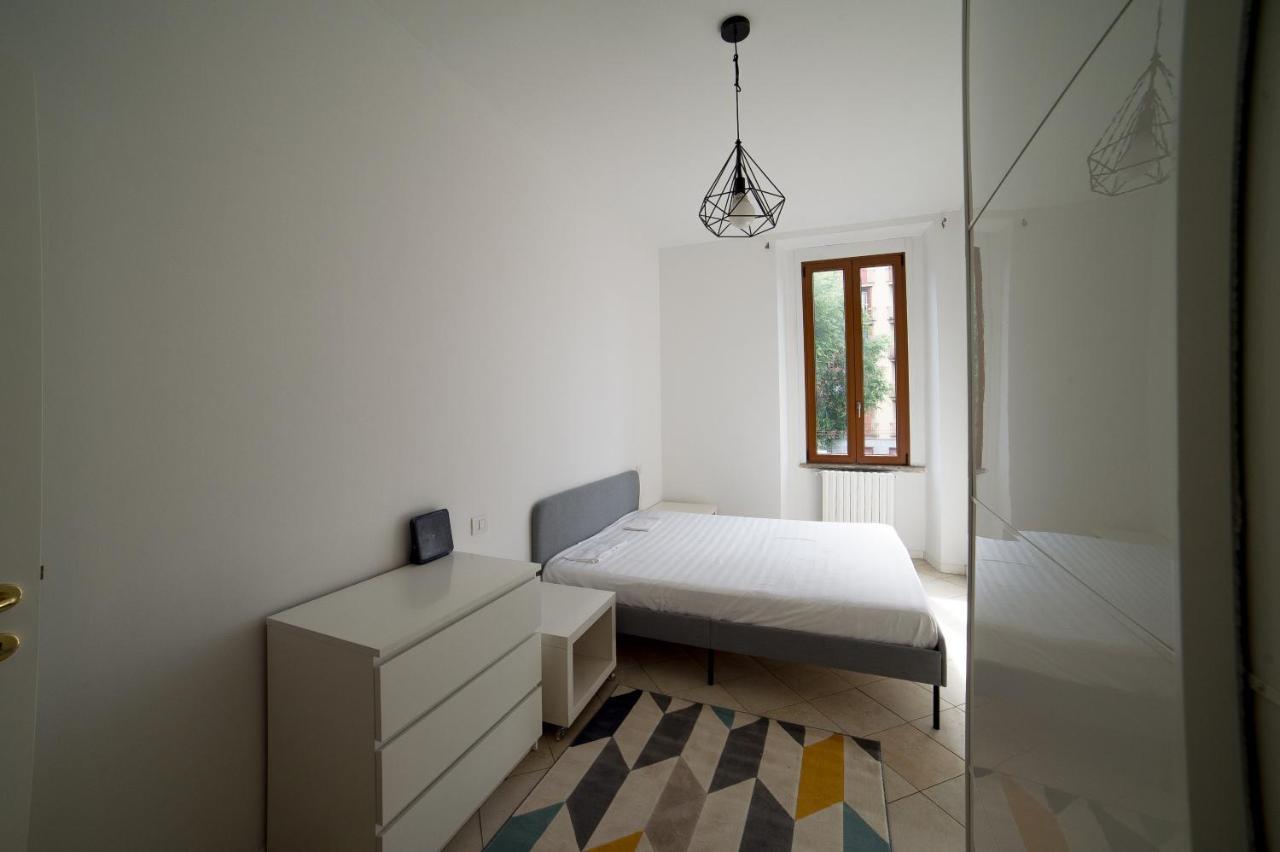Hbhall Navigli 30 Lägenhet Milano Exteriör bild